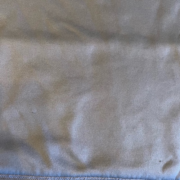 Under Armour hoodie - Picture 9 of 11